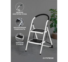 Стремянка 2-х ступенчатая Alterno с широкими антискользящими ступенями. 